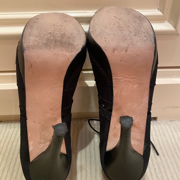 Stuart Weitzman size 7 lace up heeled sandals - Picture 4 of 5